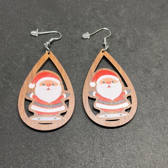 Jewelry - Earrings Christmas Santa